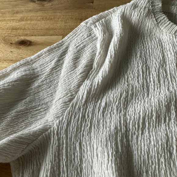 Dynamite Top - Picture 2 of 9